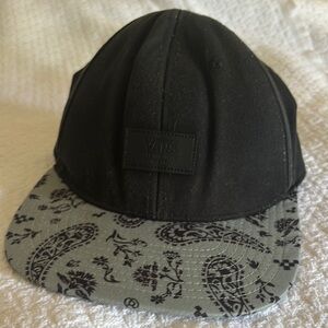 Vans Off The Wall All Over Paisley Black Skater Unisex Hat 🛹